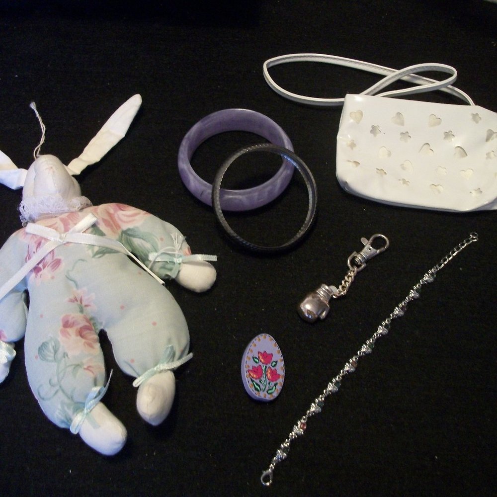BUNNY RETRO JEWELRY DOLL PURSE BUNDLE